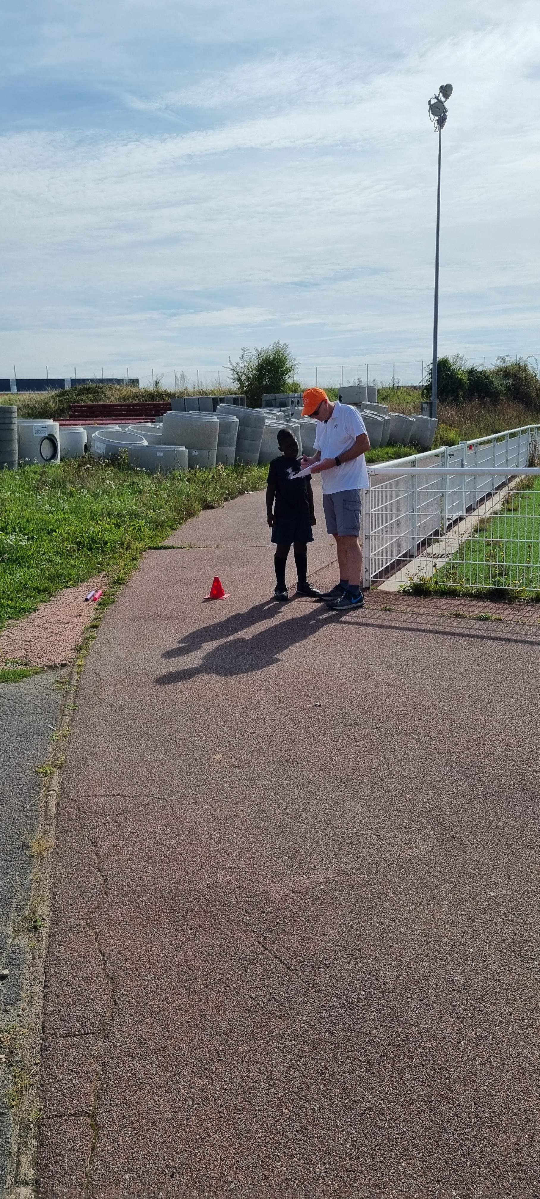 La course relais en triangle avec Nael au départ sous les instructions de Fabien...