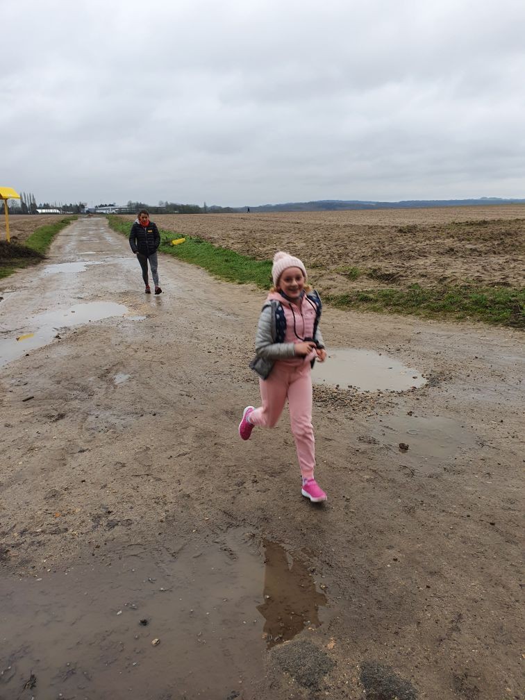 900m de course et le sourire de jade. On aime.