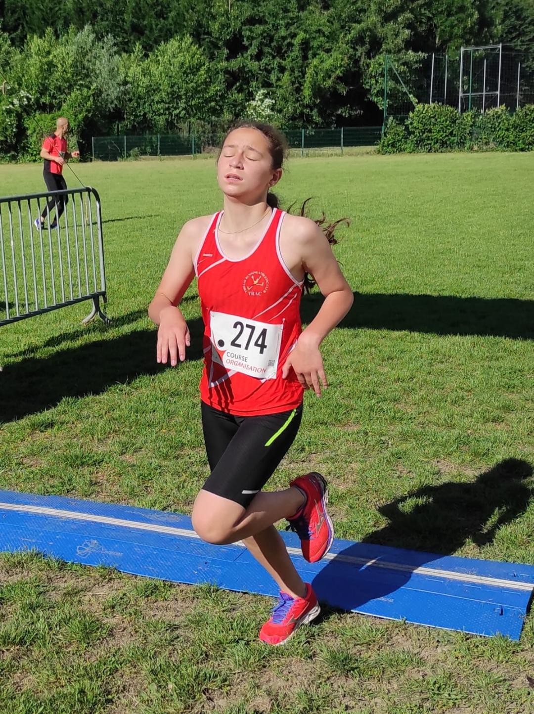...qui boucle son 1,5km en 7mn29s. Bravo.