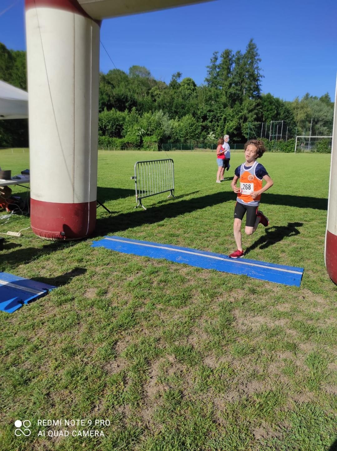 ...qui boucle son 1,5km en 6mn20s. Bravo
