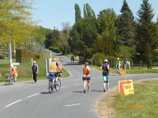 45km encore à parcourir pour Stéphanie. Quel courage !