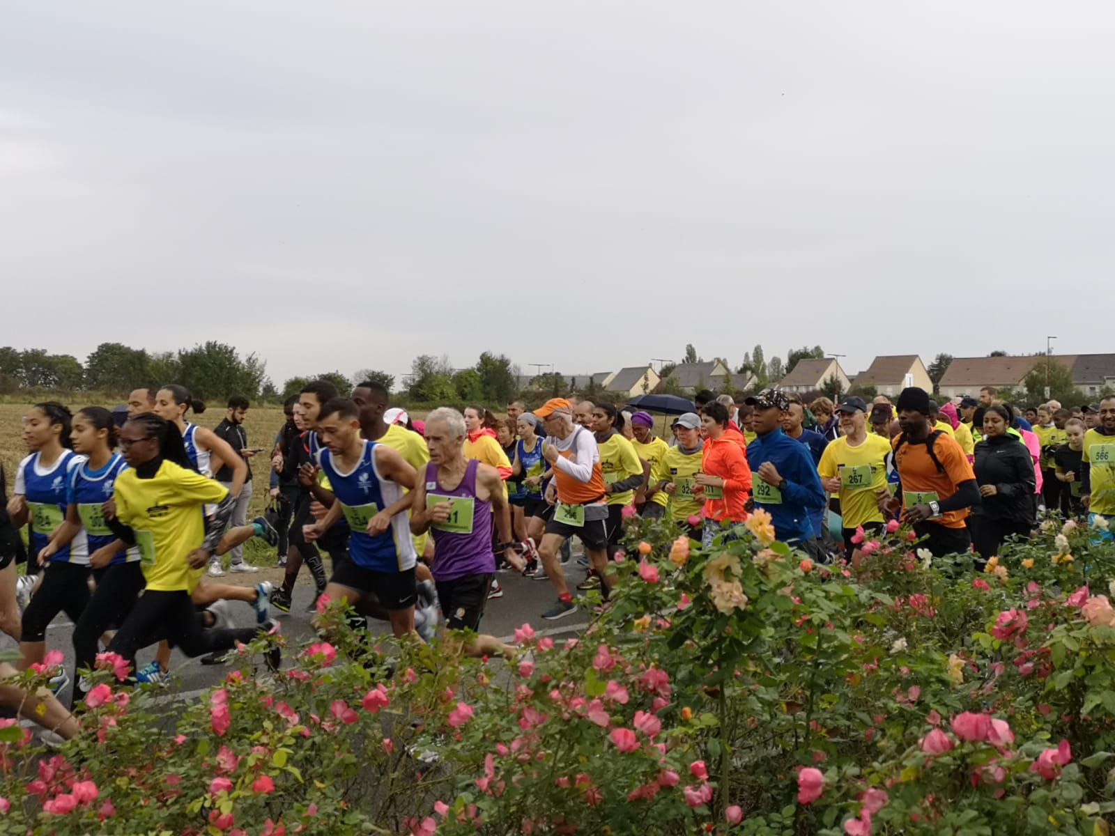 Pierrot au départ du 5km... Et déjà à l'attaque !